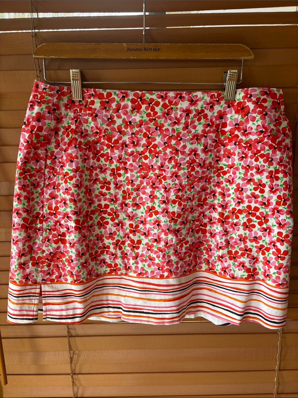 Lady Hagen Pink, Green, Red  golf skort w/Floral Print' Sz" 8; EUC